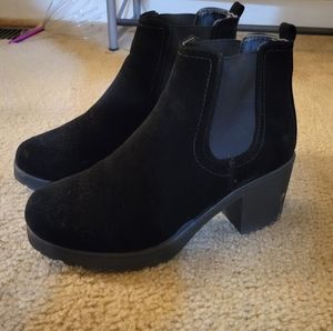 Women's ankle boots